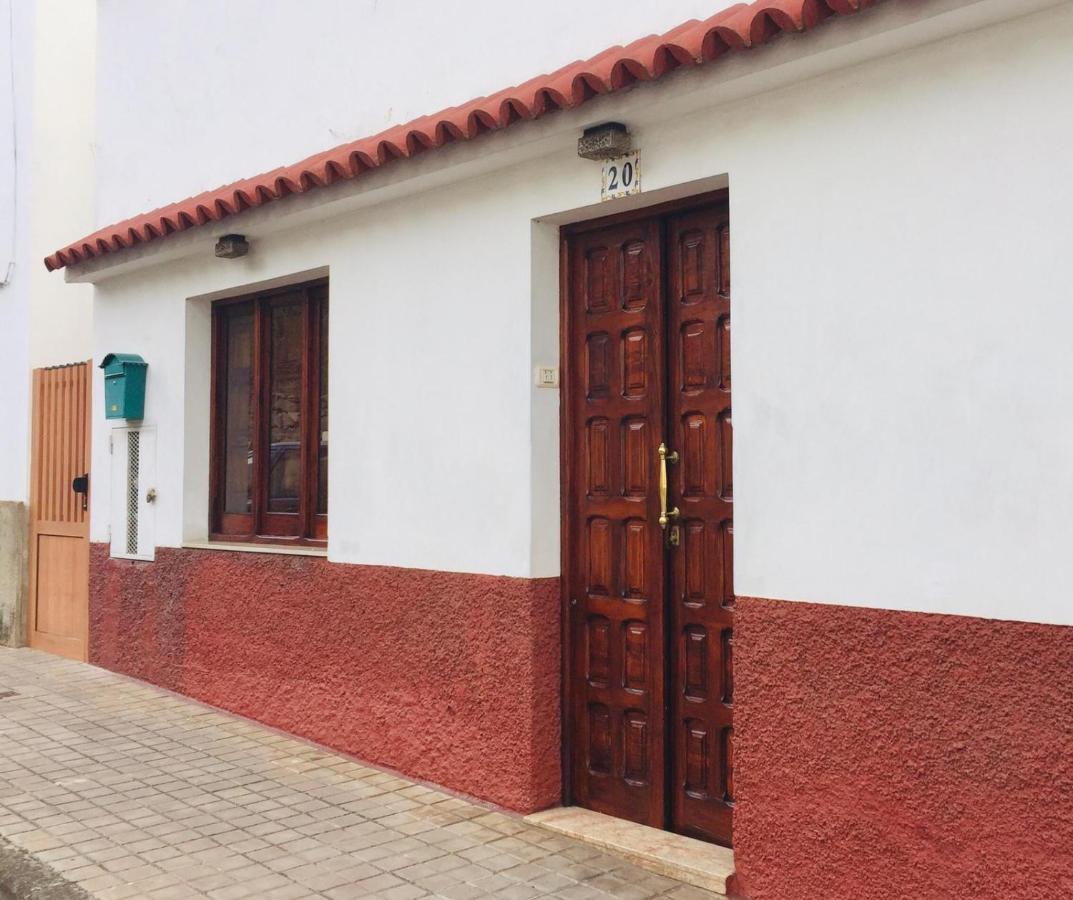 Casa Rosalia. Apartamento Con Vistas A La Montana Teror Exterior photo