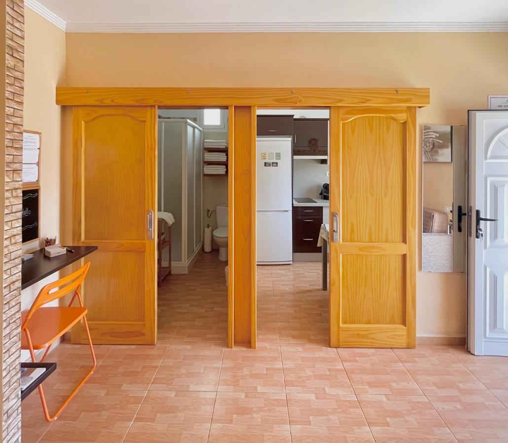 Casa Rosalia. Apartamento Con Vistas A La Montana Teror Exterior photo